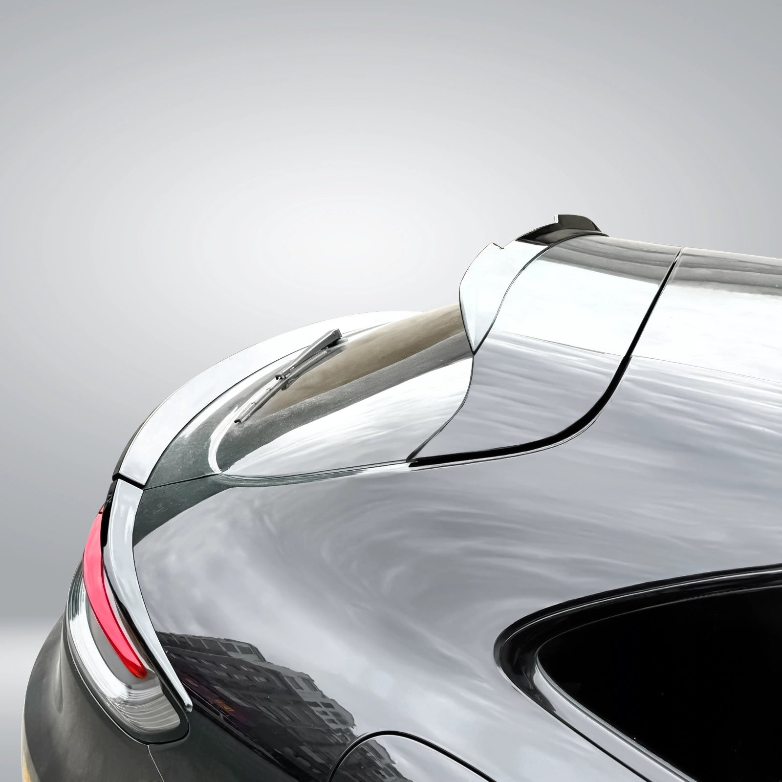 2019–2021 Porsche Macan (1st Gen) Middle Spoiler – Tailgate Style