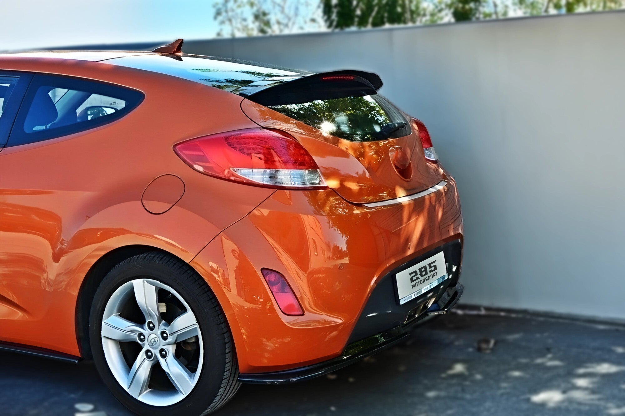 2012-2018 Hyundai Veloster Turbo Hatchback - M4 Style Rear Roof Spoiler